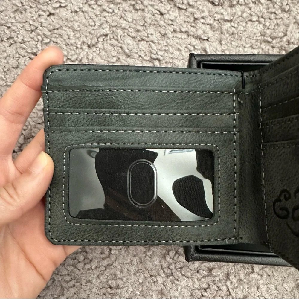 Ed Hardy Black Dragon Graphic Bi-Fold Wallet Mens